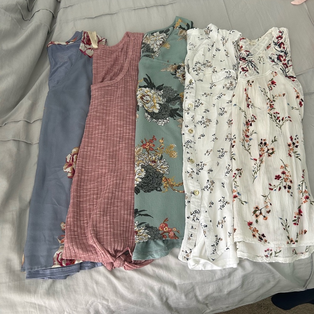 Floral and Solid Sleeveless Tops